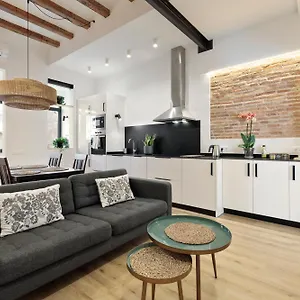 Apartment Poble Sec Charming, Barcelona